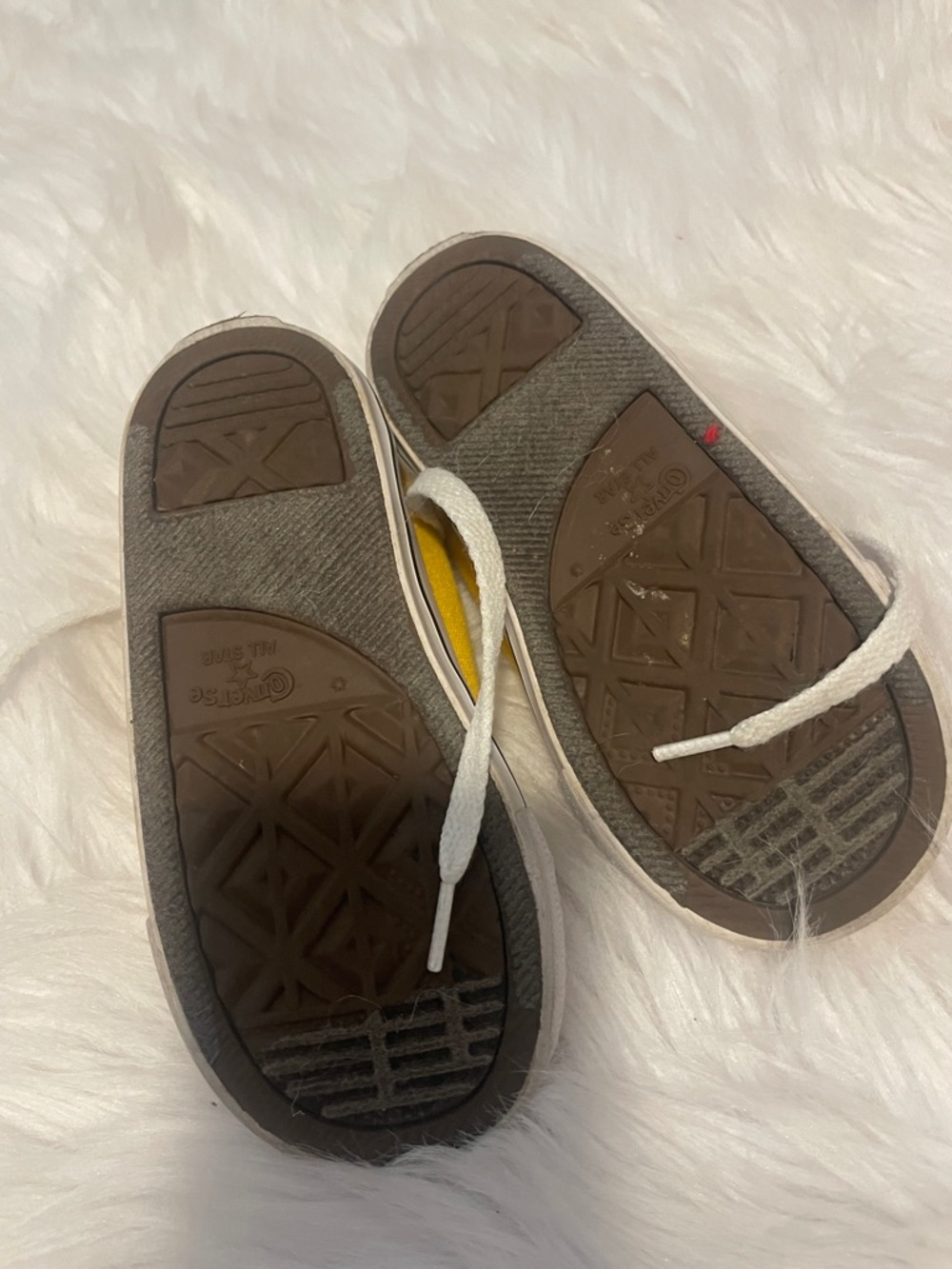 Converse All Star Kids Yellow Low-Top Sneakers - Picture 4 of 5